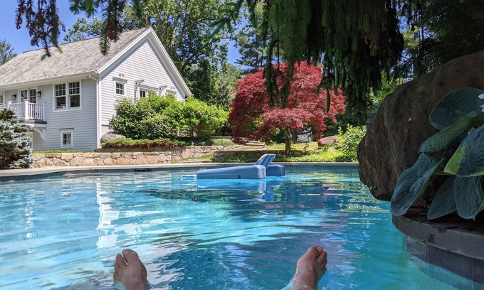 Westport Apartment | Westport Paradise With Every Amenity!