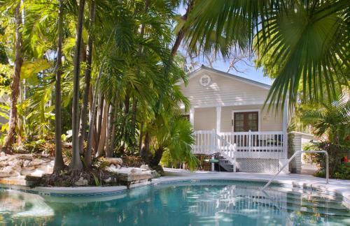 Historic Seaport House | Westwinds Inn