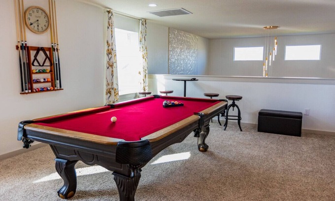 Manor House | WeWelcome you to our Manor in Manor!