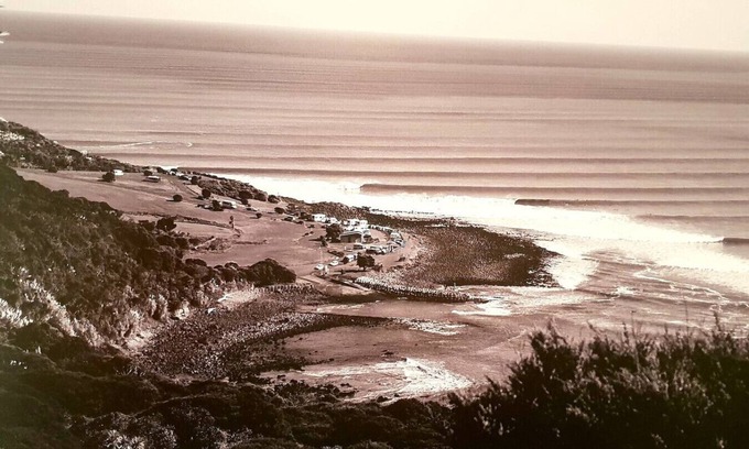 Raglan House | WHALE BAY'S SURF MECA