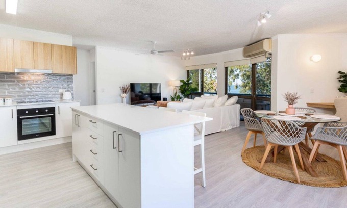 Bongaree Apartment | WHEN POSITION COUNTS