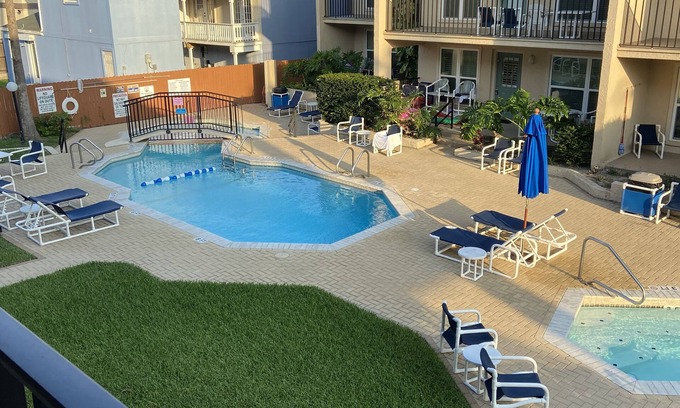South Padre Island Condo | "Where you go to see a sky full of stars"
