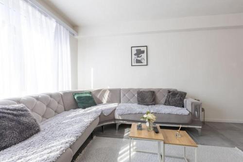 Stene Apartment | white bird