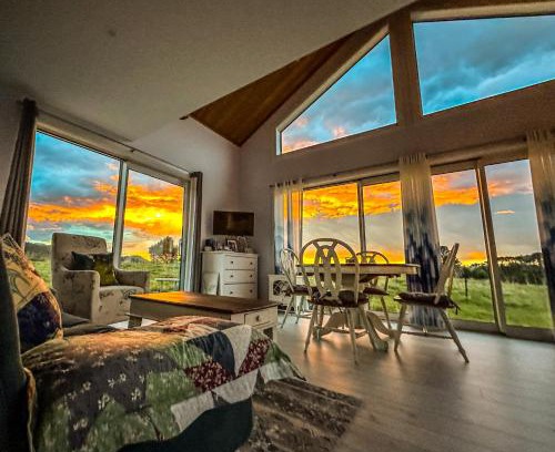 Hapuku House | White Caps Kaikoura Farmstay