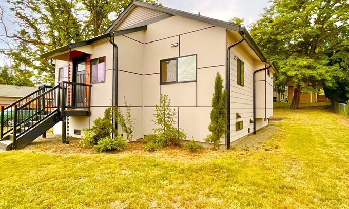 White Center House | White Center Landing
