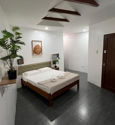 Libaong Apartment | White house panglao