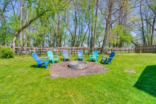 White Lake House | White Lake Vacation Rental about 5 Mi to Skiing!