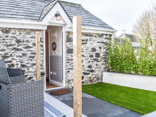 Newborough House | White Mermaid - Uk42775