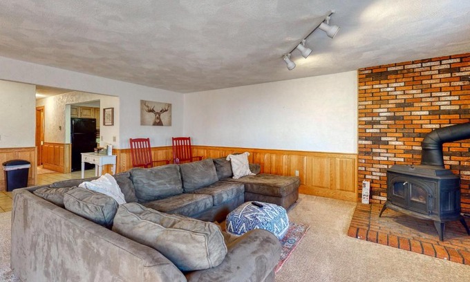 Jackson Apartment | White Mountain Getaway