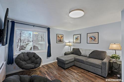 North Star Apartment | White Raven Perch - Westwood 7