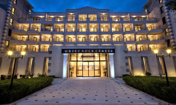 Balchik Hotel | White Rock Castle Suite Hotel & SPA