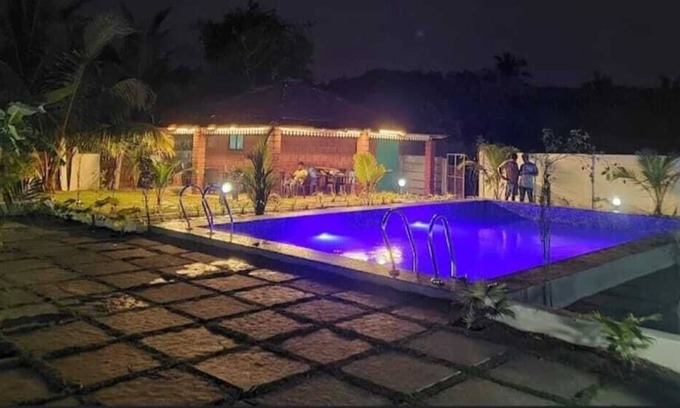 Arambol Hotel | White Tree Resort