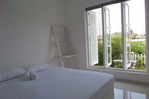 Ambalangoda House | White Villa Ambalangoda
