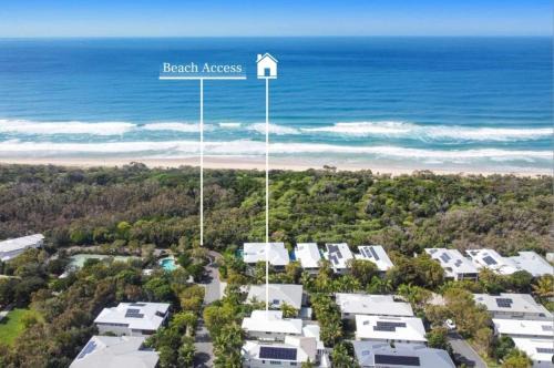 Yaroomba House | Whitehaven - 100m to Beach, Private Pool