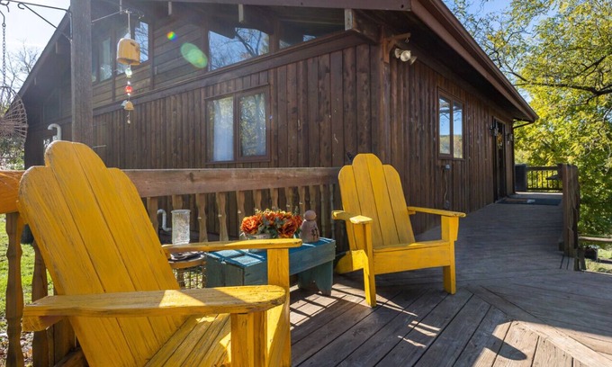 Elizabeth House | Whitetail Country Trails
