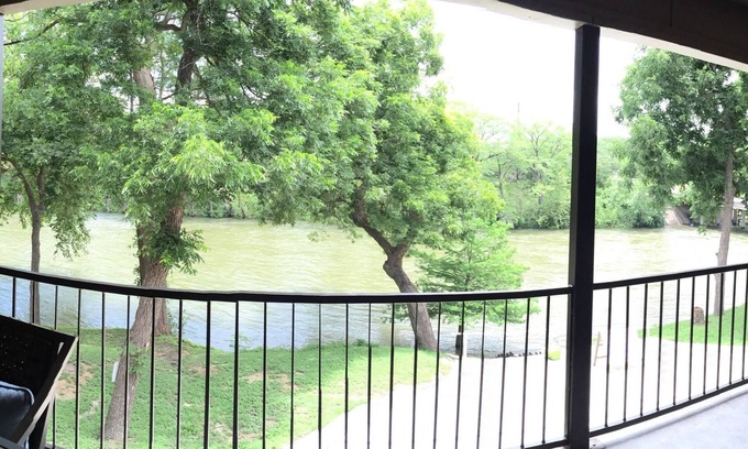 Canyon Lake Condo | Whitewater Condos
