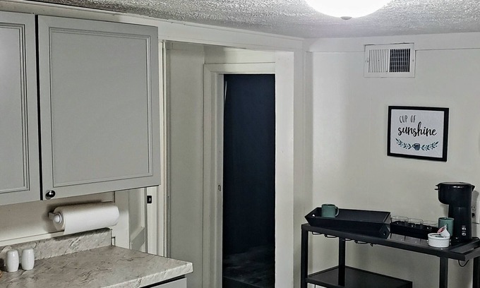 Rockford House | Whole 2br home with parking in quiet area