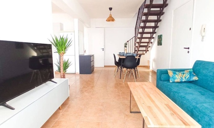 Skala Apartment | Whole apt · Luxury -SEA VIEW, NETFLIX, GYM- 5 Min from beach!