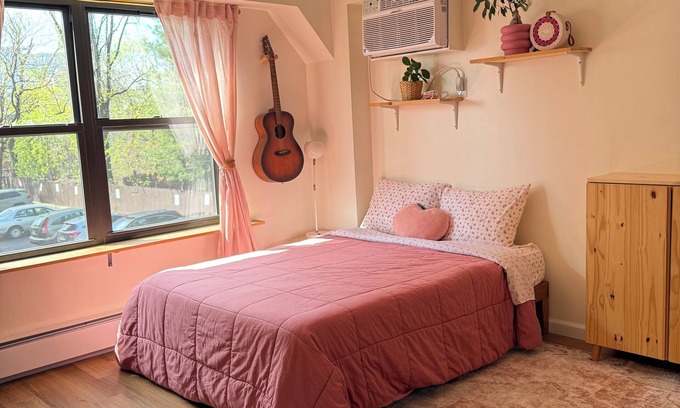 Hackensack Condo | Whole Hackensack Apartment close to NYC and MetLife