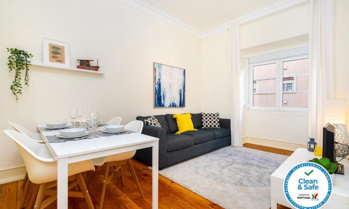 Alto do Pina Apartment | WHome Hideaway Family Apartment #1E