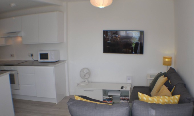 Bridgnorth Apartment | Why book a room when you can have a suite