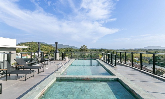 Cachoeira do Bom Jesus Apartment | WI-FI 1000MB | Rooftop Pool #CHA07