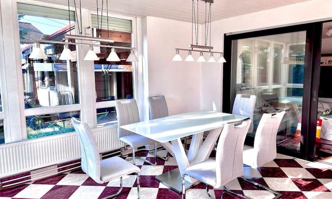 Ebersberg District Apartment | Wie Zuhause! Wohnung mit Garten