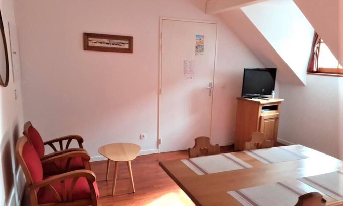 Vignec Apartment | Wifi, 2nd floor, swimming pool, tv, ski locker, 35m², Saint Lary Soulan