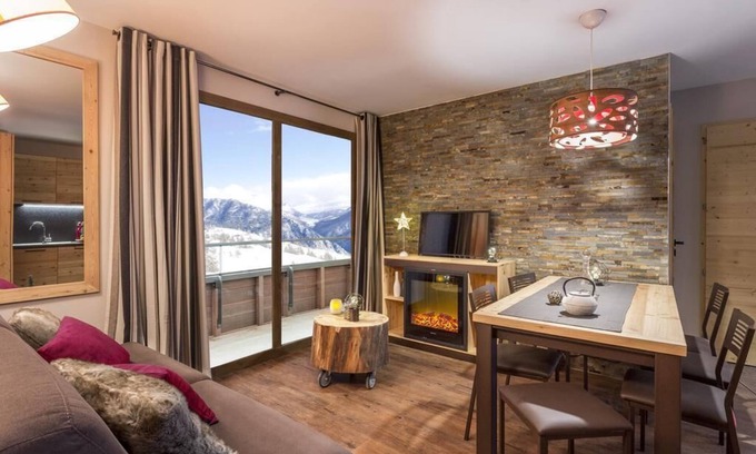 Les Boisses Apartment | Wifi, 300m from resort center, fitness, swimming pool, balcony, tv, ski locker, 41-48m², Tignes