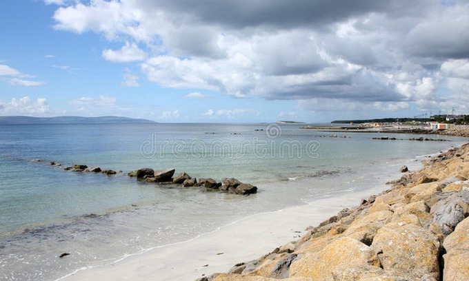 Keeraun House | Wild Atlantic Way, Family Holidays, Golf & Fishing