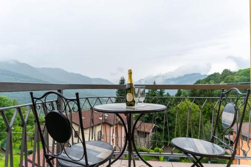 Zogno Apartment | Wild & Free Ampio appartamento con vista panoramica