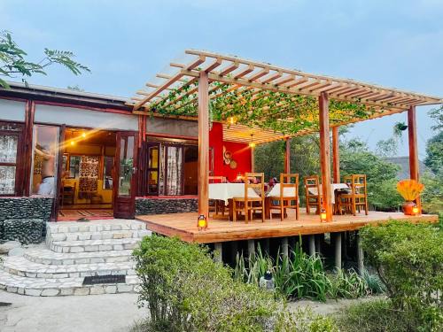 Kasese Hostel | Wild Tracks Overland Camp