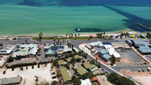 Denham Villa | Wildsights Villas