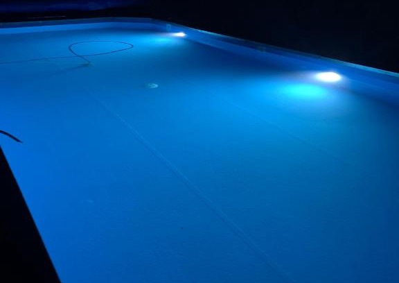 Zurawica Villa | Willa 250 M z basenem, jacuzzi, ogrodem , tarasem oraz 2 hektary sadu , kominek i inne atrakcje