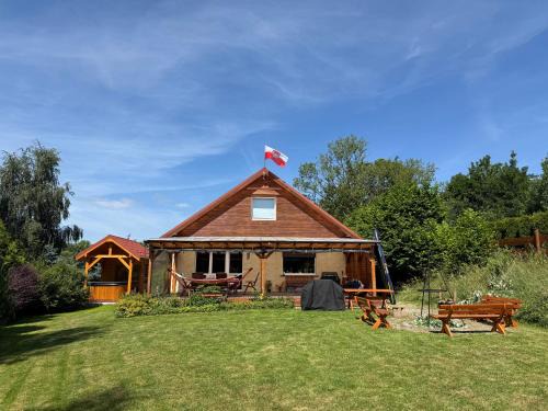 Lubawka Villa | Willa Bukówka Dom całoroczny w górach nad jeziorem z jacuzzi i sauną