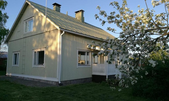 Laukkoski Bed & Breakfast | Willa Mustijoki