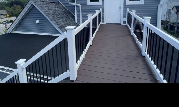 Williams Bay House | Williams Bay duplex by the lake