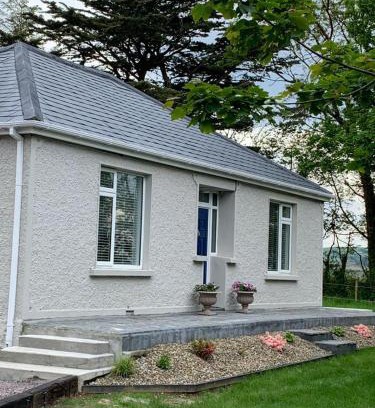 Killarney Villa | WILLOW COUNTRY COTTAGE