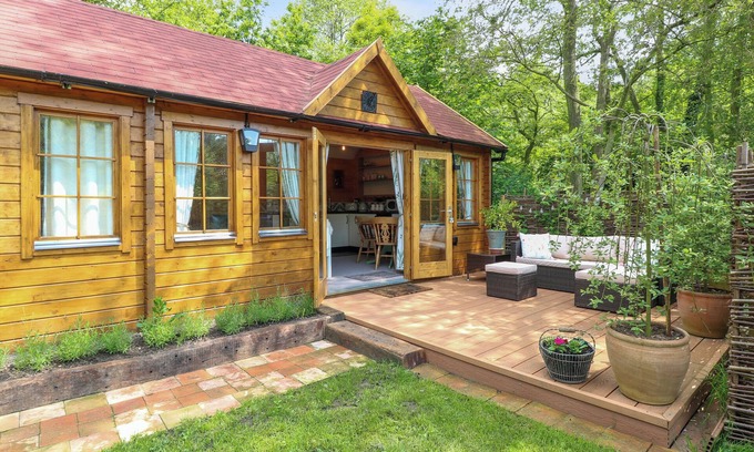 Irstead Cottage | Willow Lodge
