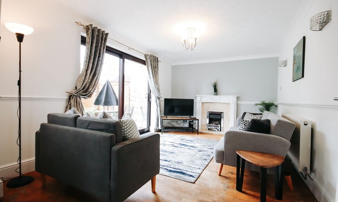 Broxbourne House | Willowdene Wonder - Just like home