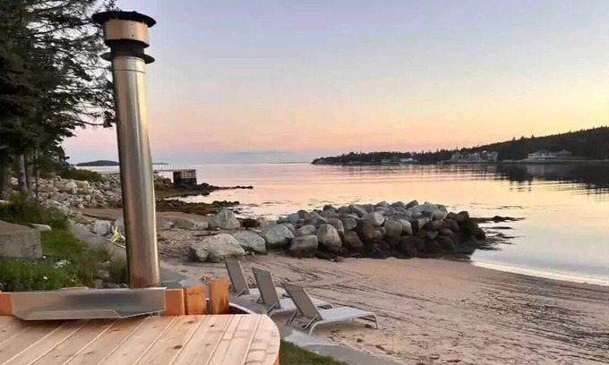 Boutiliers Point Cottage | Wilson's Coastal Club - C5