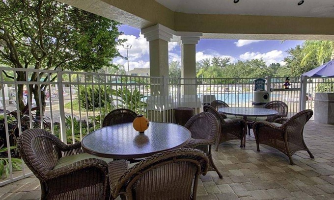 Windsor Palms House | Windsor Palms Townhome W/private Pool Near Disney 3 Bedroom Townhouse