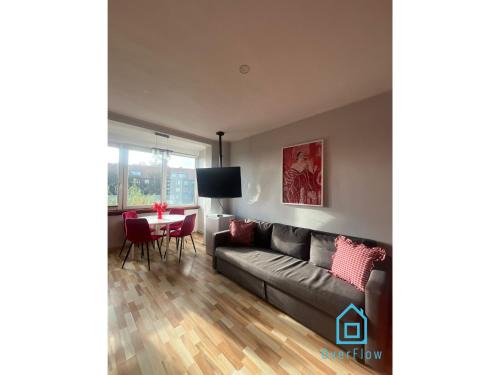 Gdansk Apartment | Wine Apartment 5 min to Old Town Gdańsk