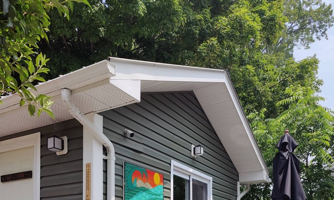 Wellington Bed & Breakfast | Wine Country! "On the Syde" - Guest House
