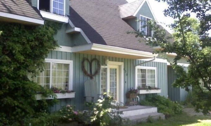 Okanagan-Similkameen House | Wine Lovers Oasis! - Your Home Base for Visiting the Okanagan