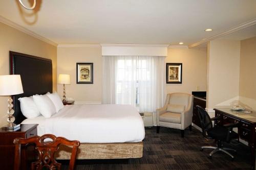 Meridian Hotel | Wingate by Wyndham Bellingham Heritage Inn