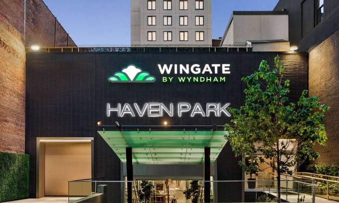 Mott Haven Hotel | Wingate by Wyndham Bronx/Haven Park