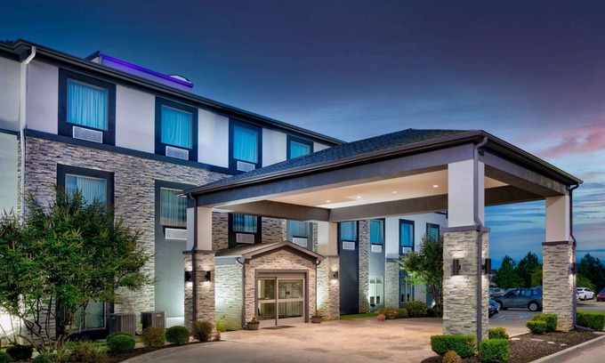 Longview Hotel | Wingate by Wyndham Longview North