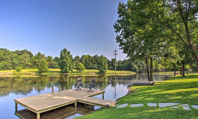 Winnsboro House | Winnsboro Fishing Retreat on 6 Acres w/ Fire Pit!