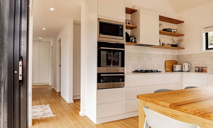 Bicheno House | Winston's Beach House